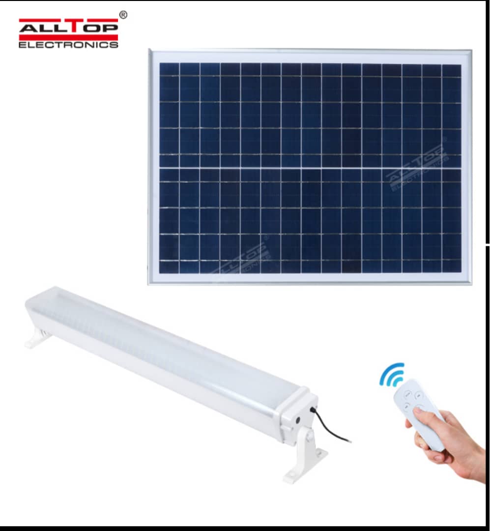 Lampe solaire à LED 40 W à triple protection (télécommande)